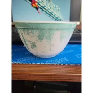 1950s PYREX 401 15 Blue 6" Mixing Bowl